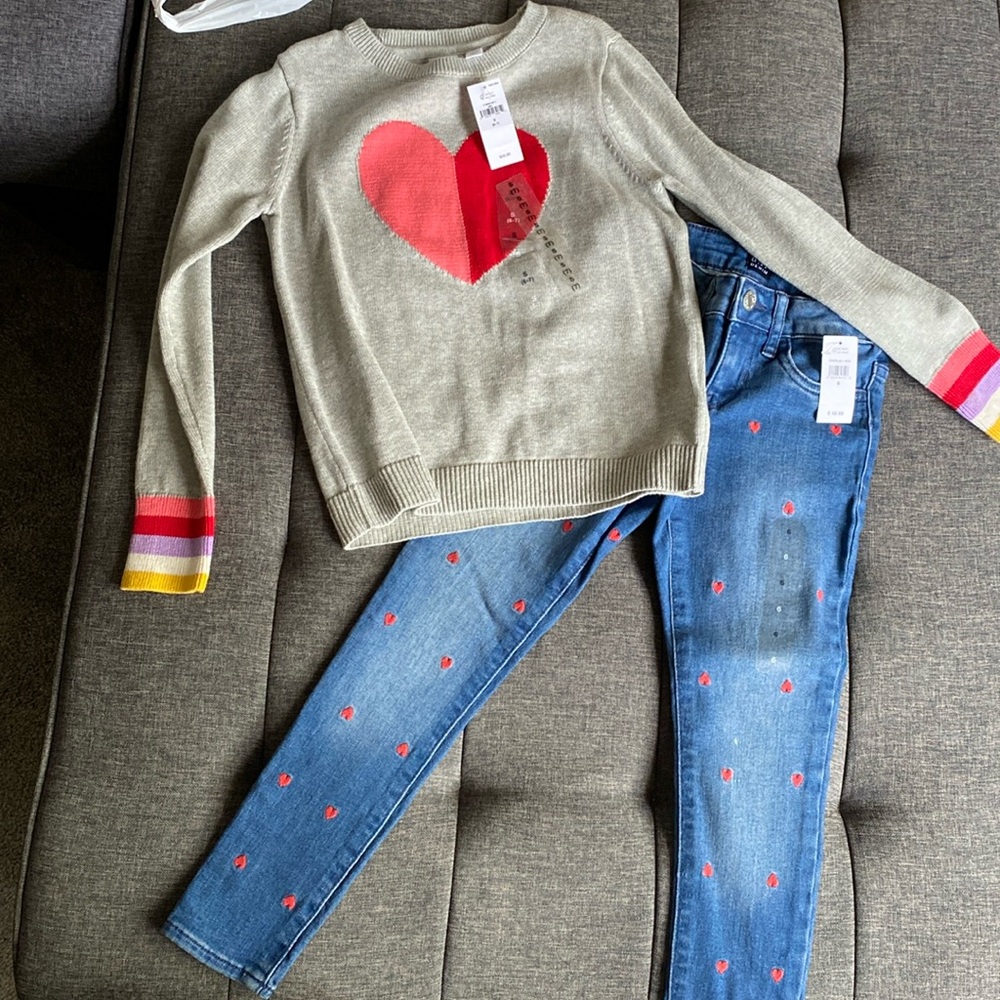 GAP kids Sweater and Jeans Set Size 6/7